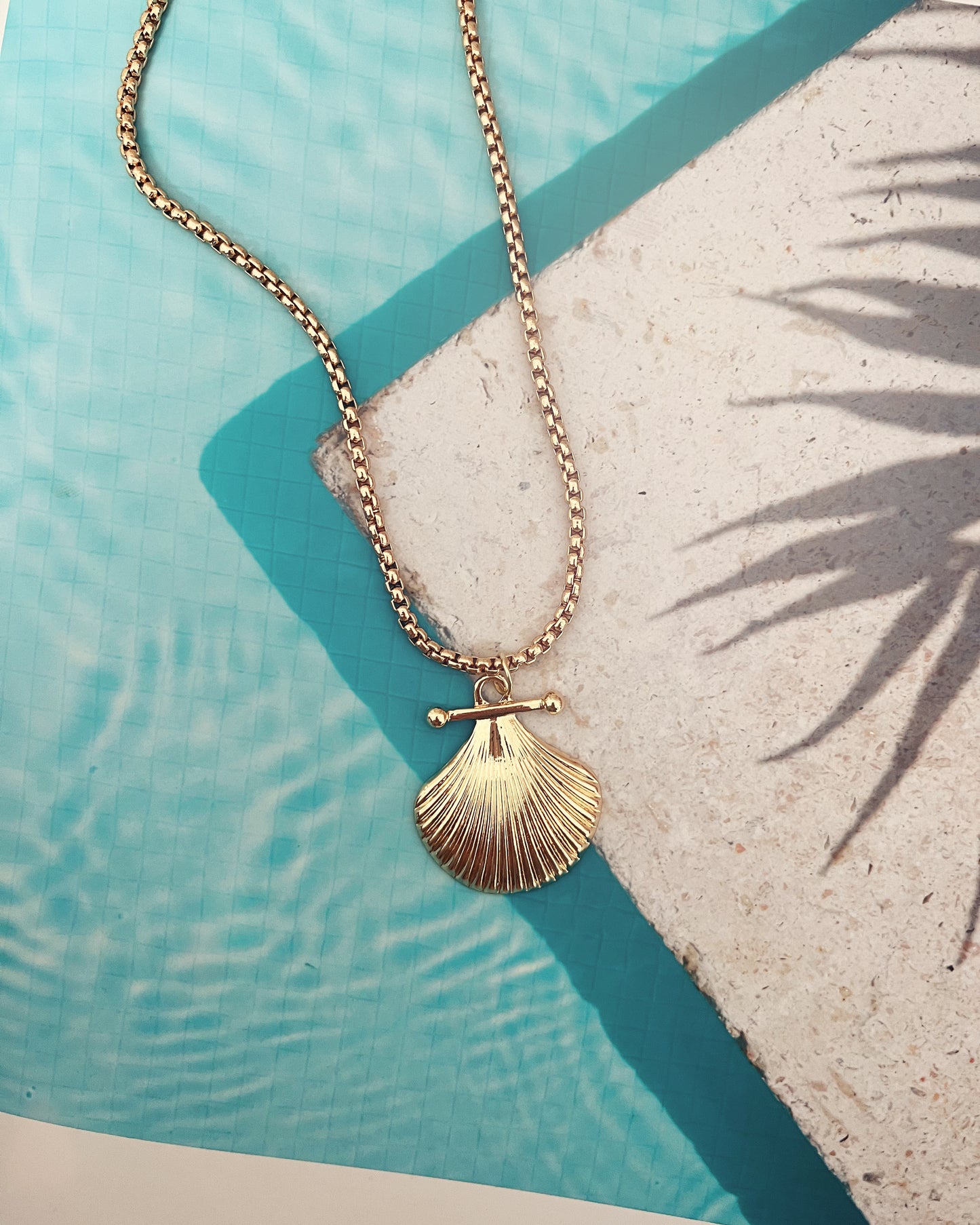 Golden Vacation | Necklace