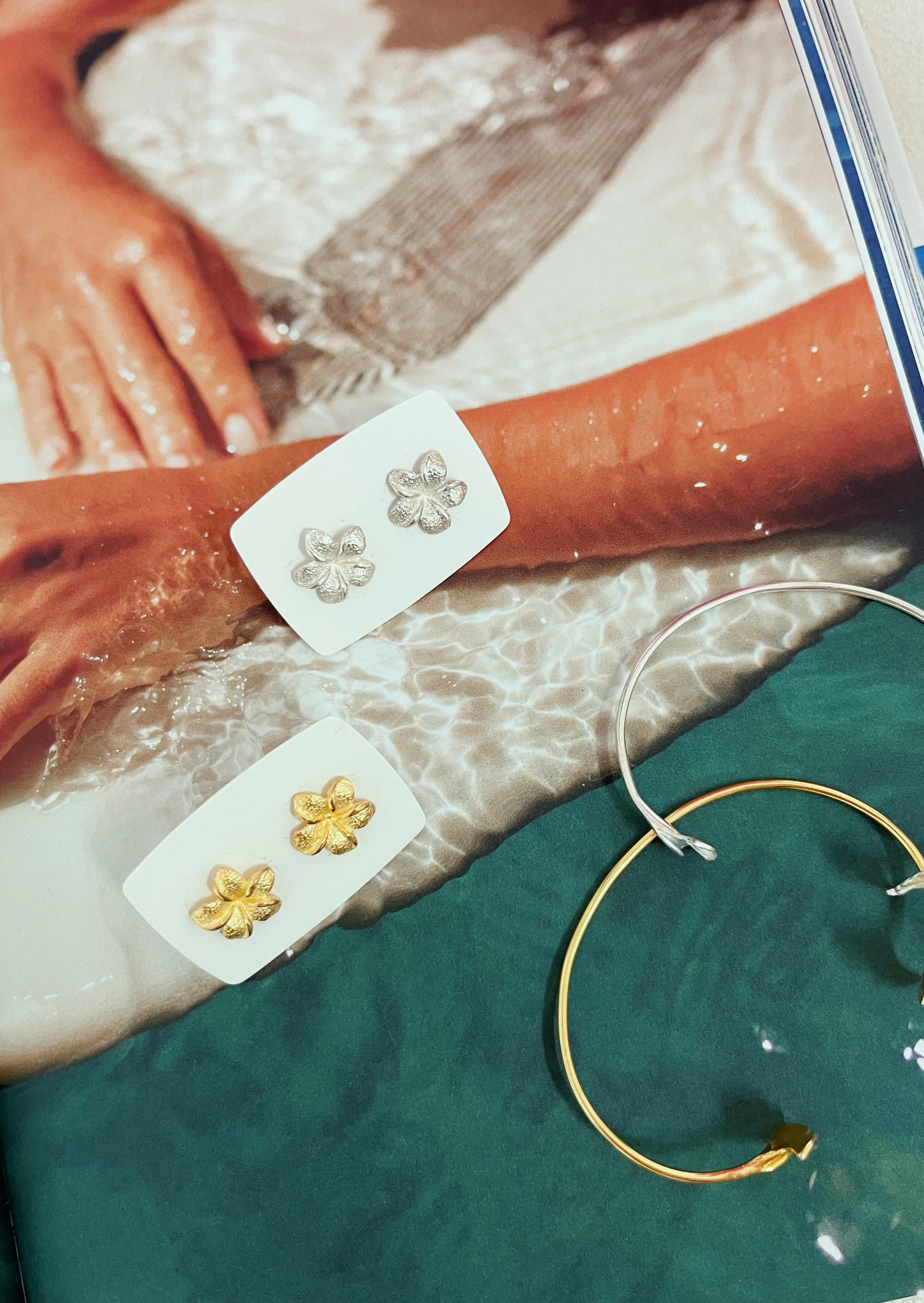 Drifting on the Shoreline | Cuff