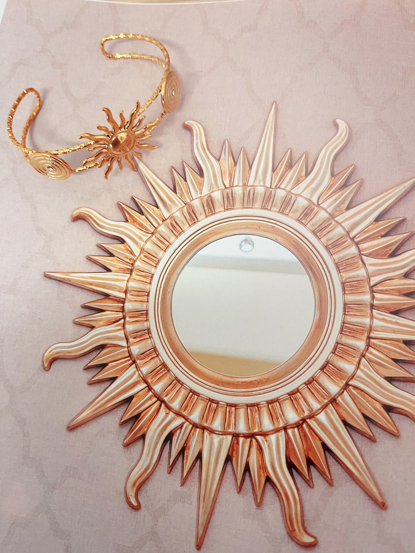 Sun and Venus | Cuff