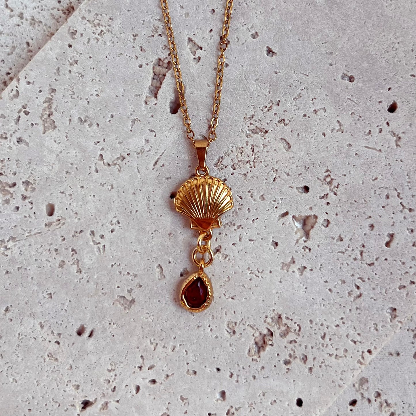 Delicate Aurelia Dream Ruby | Necklace