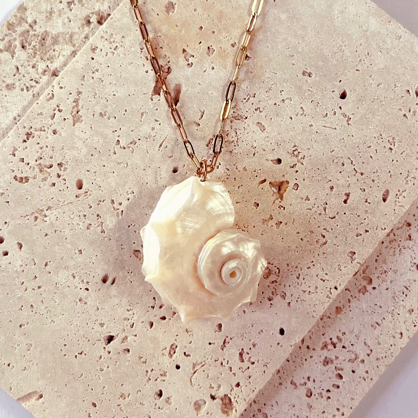 Shells in Mykonos | Necklace