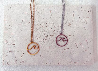 Catching Waves, not feelings | Necklace