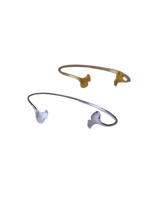 Drifting on the Shoreline | Cuff